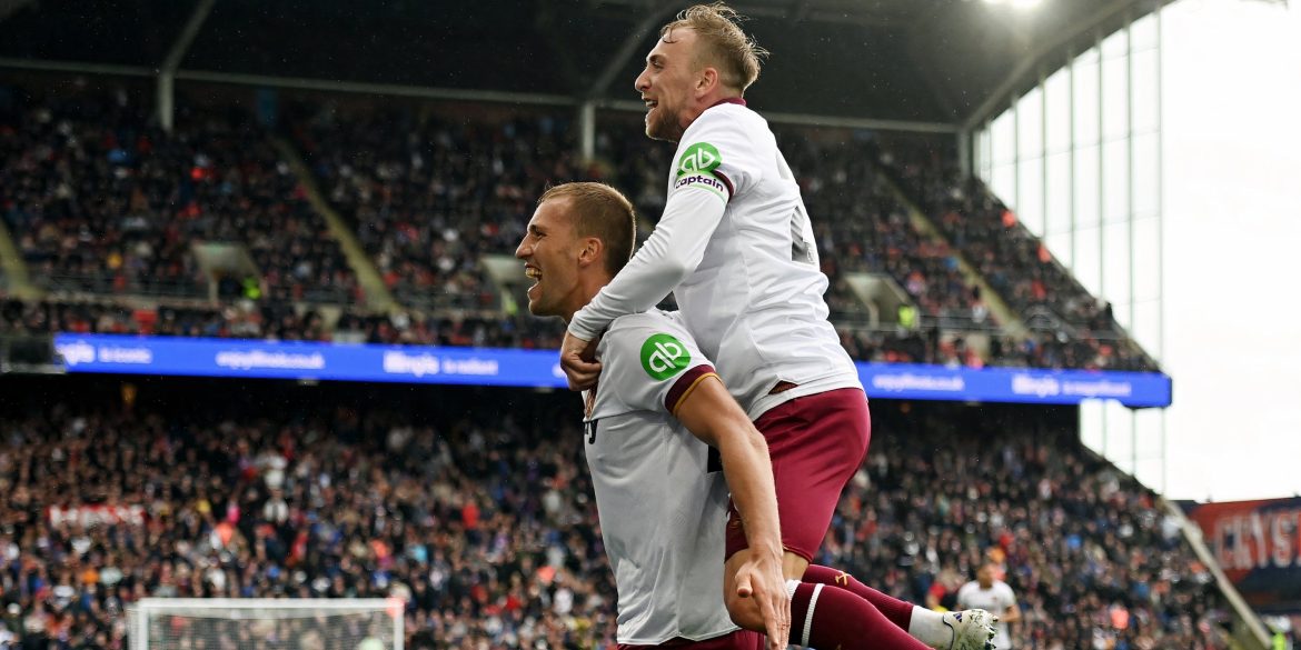 Everton set to make imminent £12m bid to sign midfield star who Moyes loves