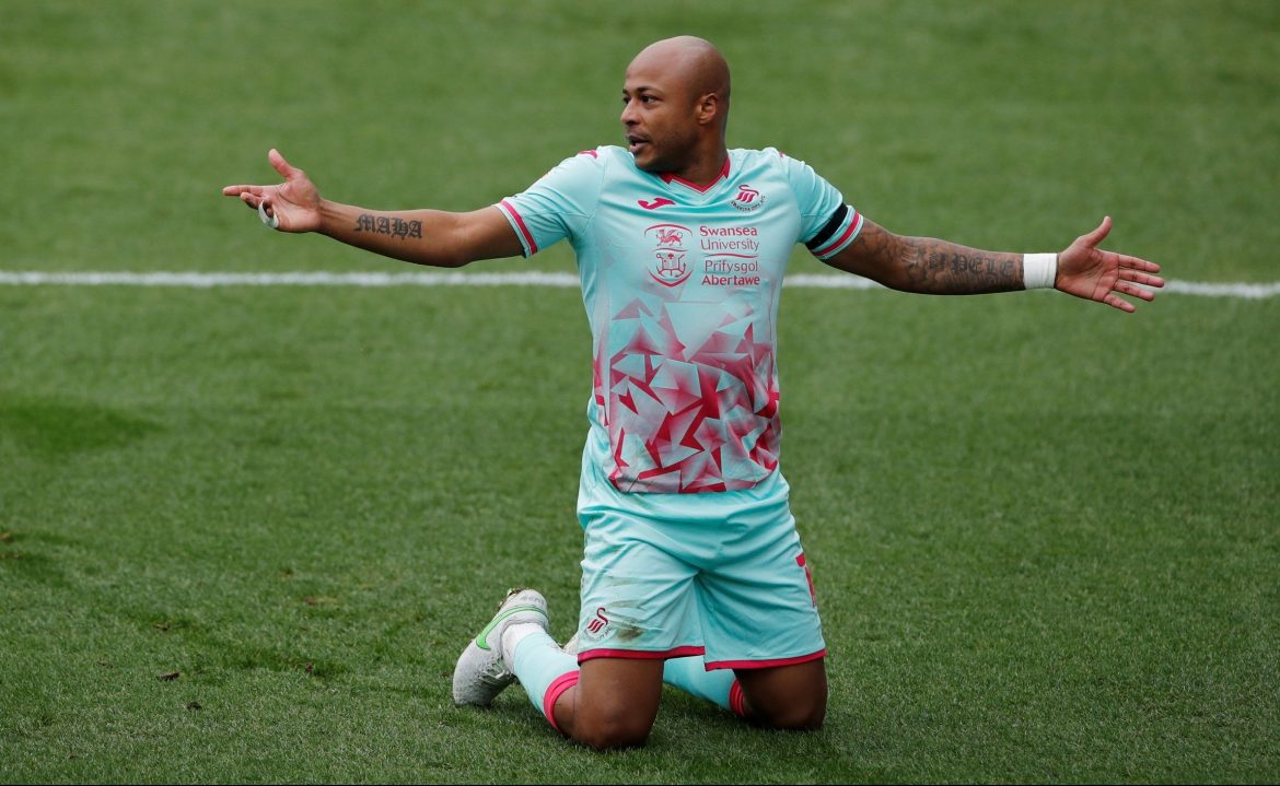 Should Celtic sign Andre Ayew this summer?