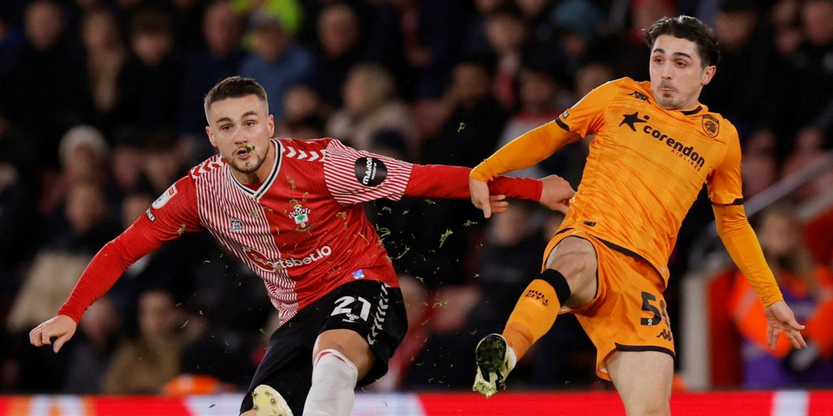 Southampton could fix Harwood-Bellis blow by giving loanee another chance
